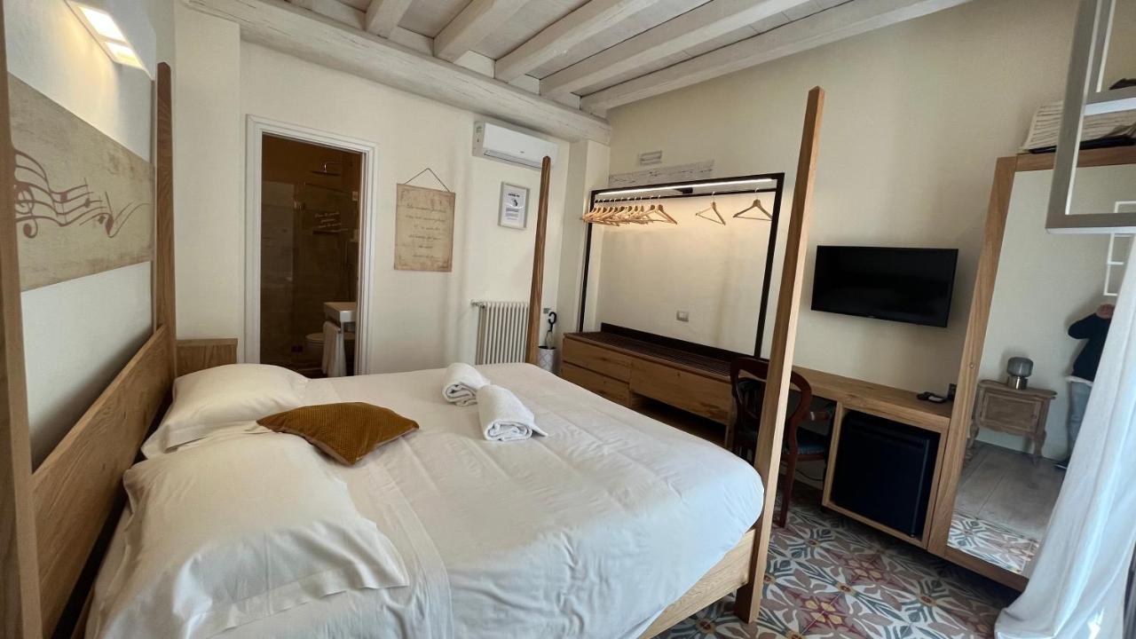 Antico Mondo Rooms & Suites Polignano a Mare Bagian luar foto